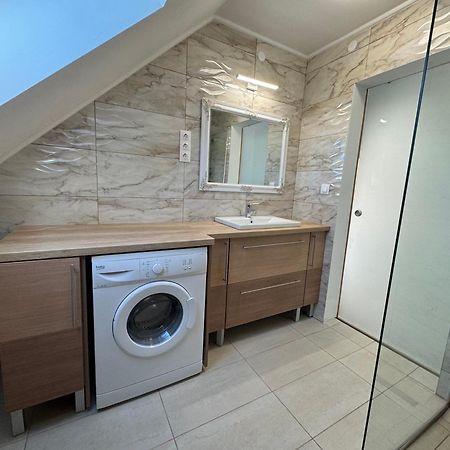 Borsi Apartman Balatonalmadi Exterior photo